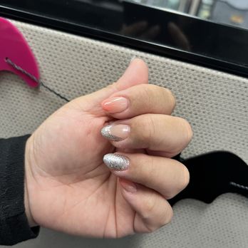 Chic Nails Bar - Nail Salons Near Me - Bellflower, California