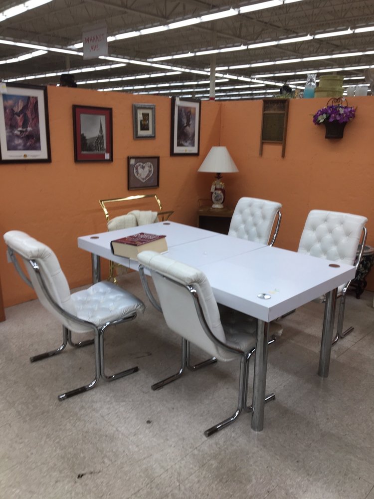 WEST CHESTER ANTIQUE CENTER 42 Photos & 24 Reviews 4924 Union Centre Pavilion Dr, West