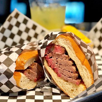 Ramona Mainstage - Excellent tri tip - Music Venues Near Me - Ramona, California Ramona Mainstage - Excellent tri tip - Music Venues Near Me - Ramona, California