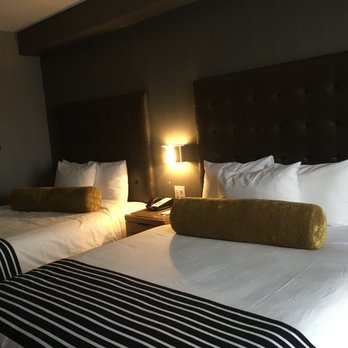 Sandman Hotel Hamilton - Room with 2 double beds - Hotels Near Me - Hamilton, Ontario