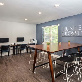 Hunter's Crossing - Apartments Near Me - Newark, Delaware