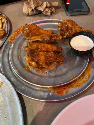 Pluckers Wing Bar by null