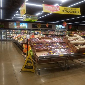 ALDI - Fruits and veggies. - Grocery Near Me - Grand Prairie, Texas