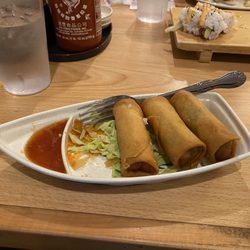 Yes Restaurant Chinese & Japanese - Spring rolls