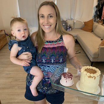 Enjoy Cupcakes - Blackberry Syrah baby cake and vanilla carnal 8 inch cake. - Bakeries Near Me - Los Olivos, California