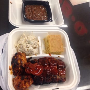 Phil's BBQ - Barbeque Near Me - San Diego, California