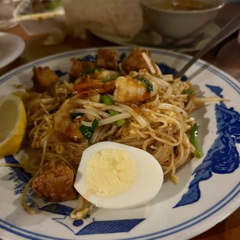 Banana Leaf - Singapore Rice Noodles - Malaysian Near Me - Philadelphia, Pennsylvania