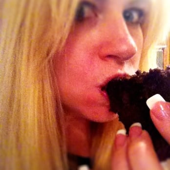 Bob's Steak & Chop House - Chocolate cake - Steakhouses Near Me - Grapevine, Texas