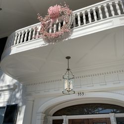 1842 Inn - Wreath at Cherry Blossom Festival time