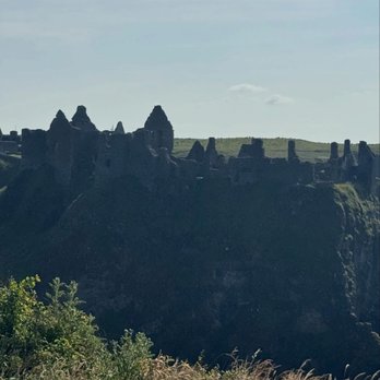 Dunluce Castle - Castles Near Me - Bushmills, MYL Dunluce Castle - Castles Near Me - Bushmills, MYL