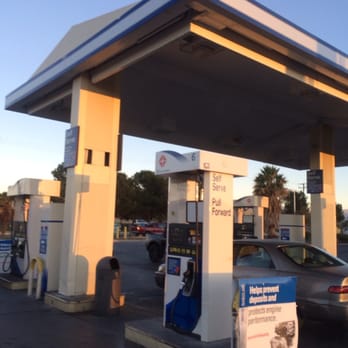 Arco Ampm - a gas station with a car at the pump - Gas Stations Near Me - Palmdale, California Arco Ampm - a gas station with a car at the pump - Gas Stations Near Me - Palmdale, California
