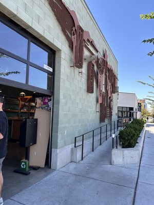 Central 9th Market by null