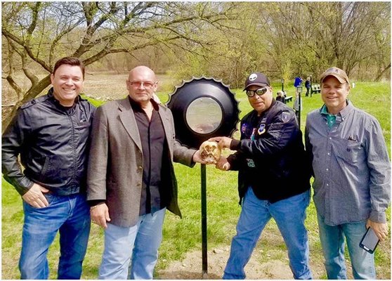 Thom Reed - UFO Park by null