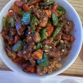 iWok - Texas Medical Center - Twin pepper chicken - Asian Fusion Near Me - Houston, Texas iWok - Texas Medical Center - Twin pepper chicken - Asian Fusion Near Me - Houston, Texas