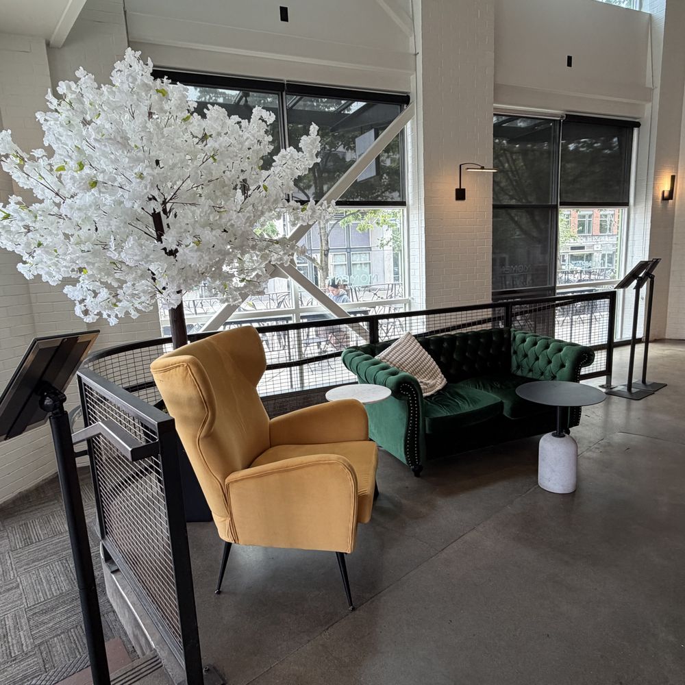 Moment Coffee - Ground floor seating - Coffee & Tea Near Me - Seattle, Washington Moment Coffee - Ground floor seating - Coffee & Tea Near Me - Seattle, Washington