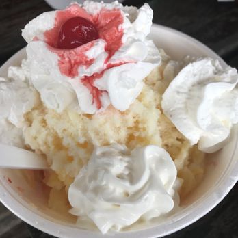 Aloha General Store - Pineapple bowl - Ice Cream & Frozen Yogurt Near Me - Haleiwa, Hawaii Aloha General Store - Pineapple bowl - Ice Cream & Frozen Yogurt Near Me - Haleiwa, Hawaii
