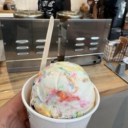 District Ice Cream - Dunkaroo