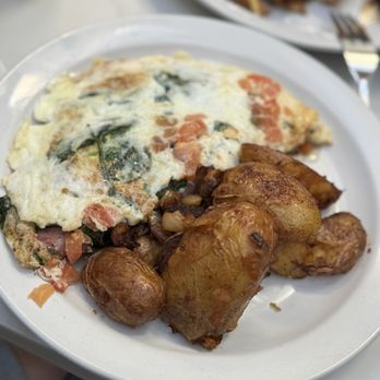 Millie's Mimosa House & Eatery - Breakfast & Brunch Near Me - Babylon, New York Millie's Mimosa House & Eatery - Breakfast & Brunch Near Me - Babylon, New York
