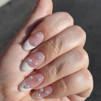 Lavish Nail Studio - Nail Salons Near Me - Arcadia, California