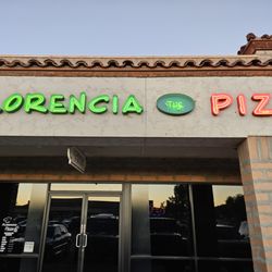 Florencia Pizza Bistro - Exterior
