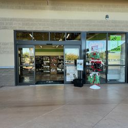 My Pet Market - Here for Carna-4 dog food