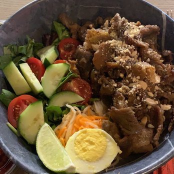 Graze by Travail - Grilled pork bowl from Lu's Vietnamese - a bang for your buck, for sure! - Food Court Near Me - Minneapolis, Minnesota Graze by Travail - Grilled pork bowl from Lu's Vietnamese - a bang for your buck, for sure! - Food Court Near Me - Minneapolis, Minnesota