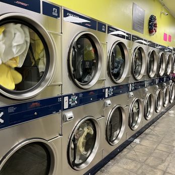 Creekside Laundry Services - Laundromat Near Me - Hayward, California