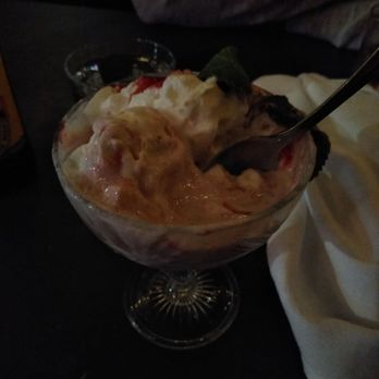 Chez Oskar - Dessert - French Near Me - Brooklyn, New York Chez Oskar - Dessert - French Near Me - Brooklyn, New York
