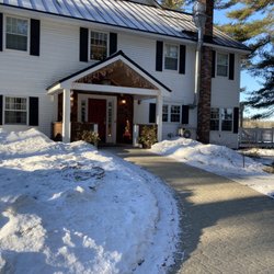 Wolf Cove Inn - Front