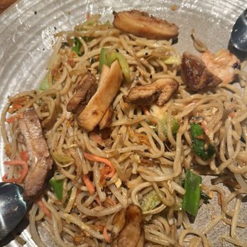 Wagamama - those pieces of chicken size is like almond sizes of around 7 pieces - Wine Bars Near Me - Edinburgh, EDH Wagamama - those pieces of chicken size is like almond sizes of around 7 pieces - Wine Bars Near Me - Edinburgh, EDH
