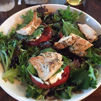 Starr Brothers Brewing - Caprese salad with chicken - Breweries Near Me - Albuquerque, New Mexico Starr Brothers Brewing - Caprese salad with chicken - Breweries Near Me - Albuquerque, New Mexico