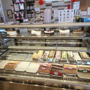 Sheng Kee Bakery - Whole cakes & slices - Bakeries Near Me - Milpitas, California