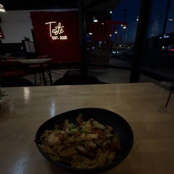 Taste - shrimp & chicken jerk pasta, low exposure - American Near Me - Ferguson, Missouri Taste - shrimp & chicken jerk pasta, low exposure - American Near Me - Ferguson, Missouri