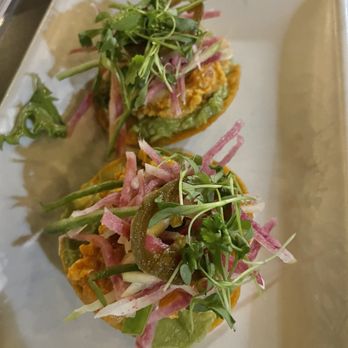 The Cloverfield - Tuna tostada - New American Near Me - Santa Monica, California The Cloverfield - Tuna tostada - New American Near Me - Santa Monica, California