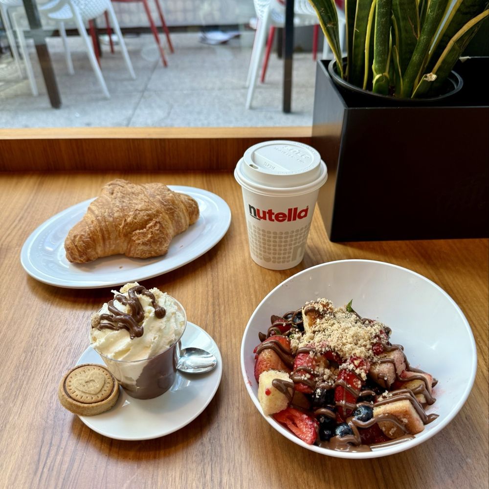 Nutella Cafe - Croissant with Nutella, Espresso Gourmet, Panzanella, Nutella Mocha Latte - Desserts Near Me - Chicago, Illinois Nutella Cafe - Croissant with Nutella, Espresso Gourmet, Panzanella, Nutella Mocha Latte - Desserts Near Me - Chicago, Illinois