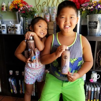 Roasting Water - Strawberry blonde and a new flavor with chocolate - Coffee & Tea Near Me - Westminster, California Roasting Water - Strawberry blonde and a new flavor with chocolate - Coffee & Tea Near Me - Westminster, California