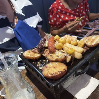 Sabor A Colombia - Bandeja mixta - Sports Bars Near Me - Central Islip, New York