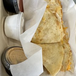 SV Lounge - Chicken quesadilla