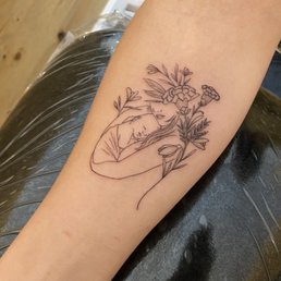 Mother and baby tattoo by Sag