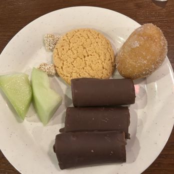 Hong Kong Buffet - Dessert - Buffets Near Me - Toledo, Ohio Hong Kong Buffet - Dessert - Buffets Near Me - Toledo, Ohio