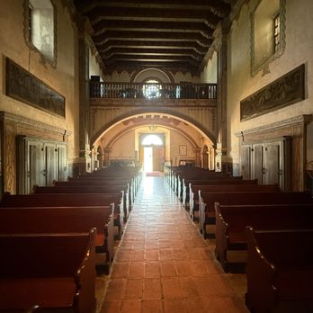 Mission San Luis Rey - Museums Near Me - Oceanside, California