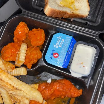 Zaxbys - WINGS & THINGS - BONELESS - Fast Food Near Me - Atlanta, Georgia