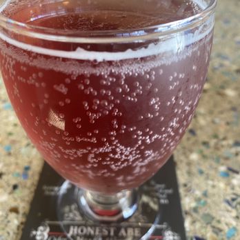 SoCal Vibes - Mead something. Tasty. - Breweries Near Me - Carson, California