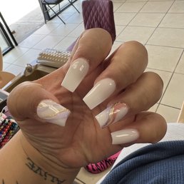 Not how i wanted my nails shaped at all.