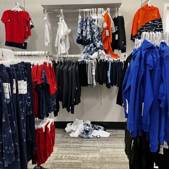 Macy's Backstage - Women's Clothing Near Me - Lone Tree, Colorado