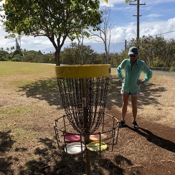 Napili Park - Frisbee Golf time - Parks Near Me - Lahaina, Hawaii