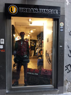 Urban Jungle Naples - Toledo 39 by null