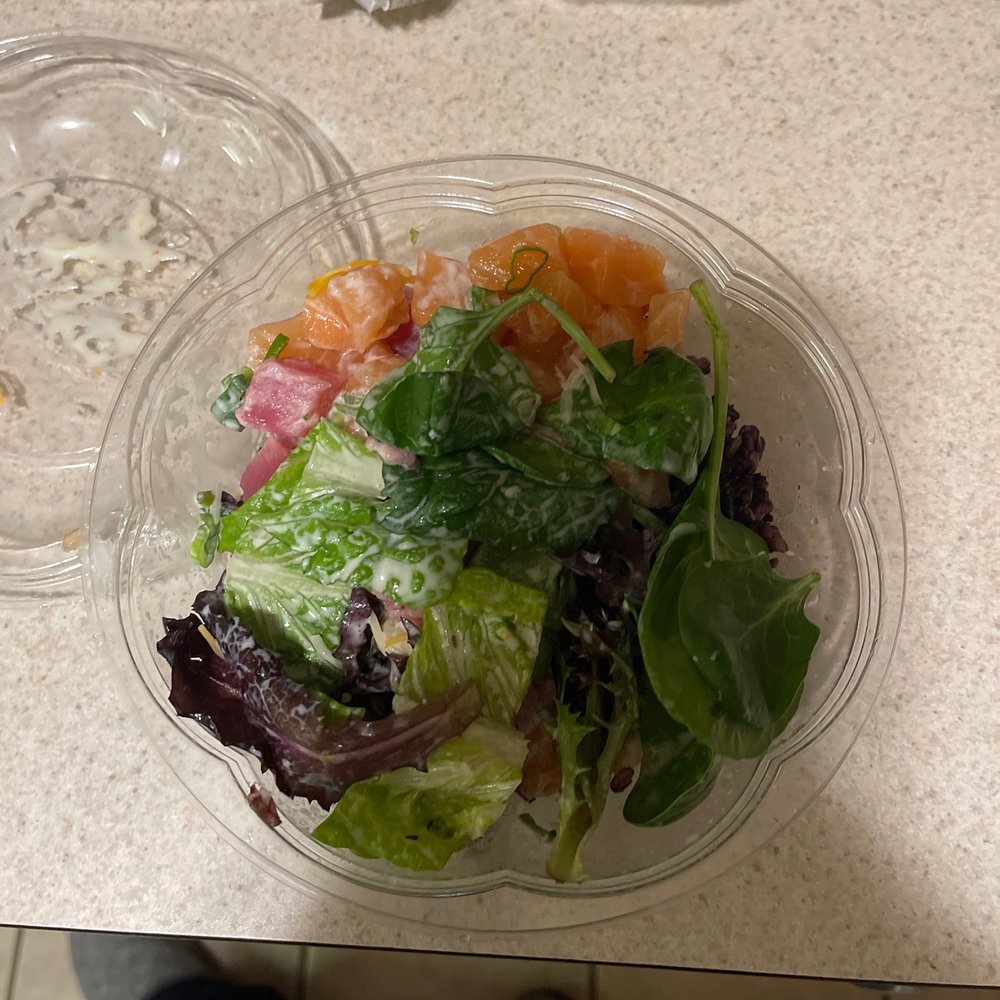 Oishi Ramen - Lettuce, aui tuna, salmon, black rice and yum yum sauce - Poke Near Me - Parma, Ohio Oishi Ramen - Lettuce, aui tuna, salmon, black rice and yum yum sauce - Poke Near Me - Parma, Ohio