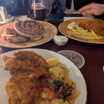 1516 Brewing Company - Sausage Ring and 2 Schnitzels - Breweries Near Me - Vienna, 9