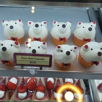 Honu Bakery - Polar Bears! - Bakeries Near Me - Honolulu, Hawaii